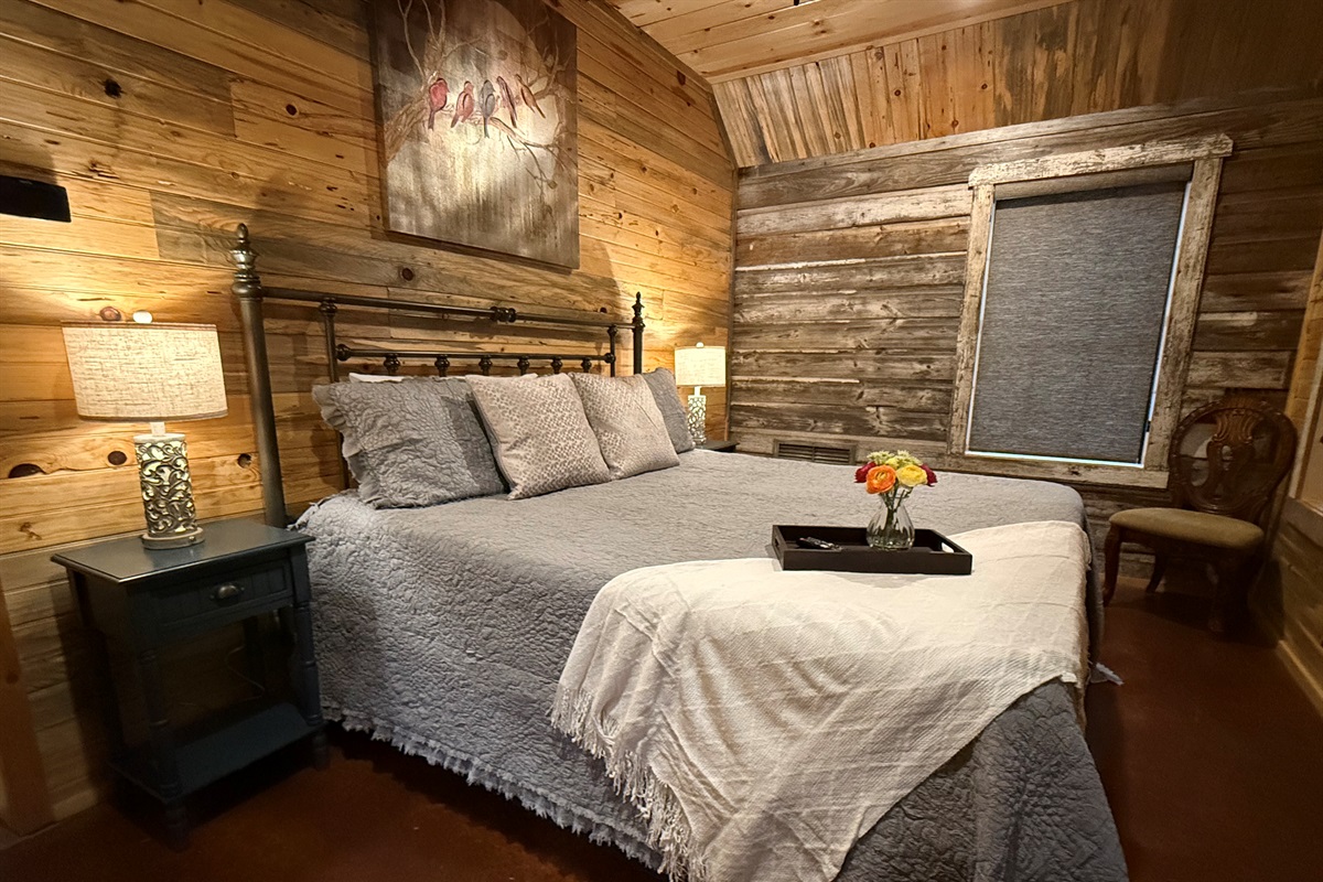 Downstairs Master Bedroom - 1 King Bed