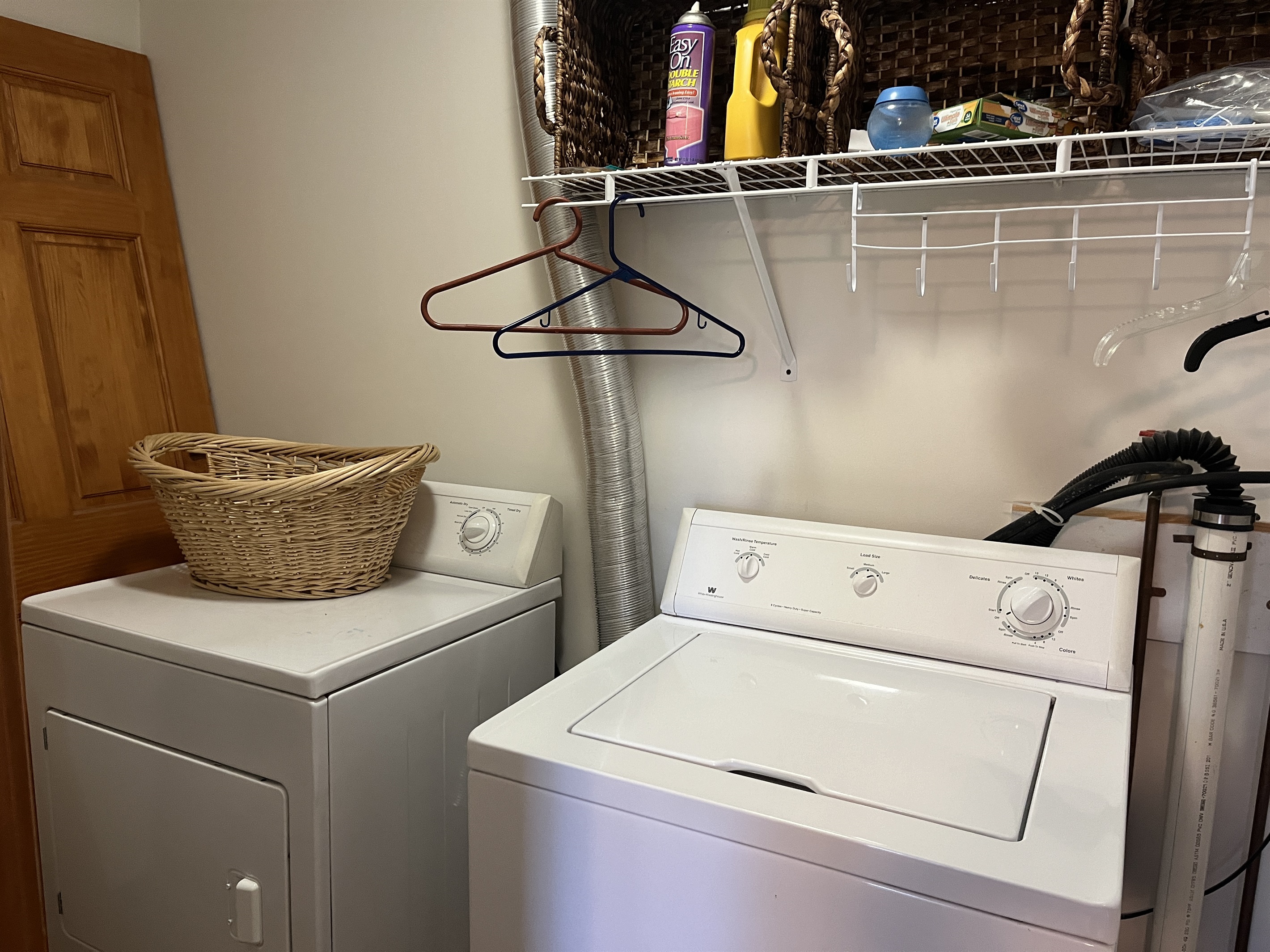 Lower level laundry