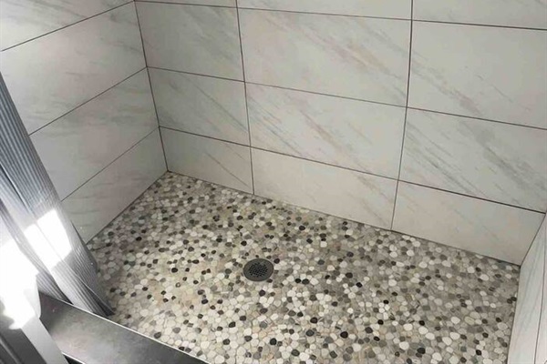 Large shower in the primary bath