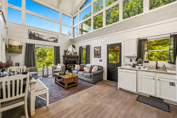 Living room | 1st Floor
