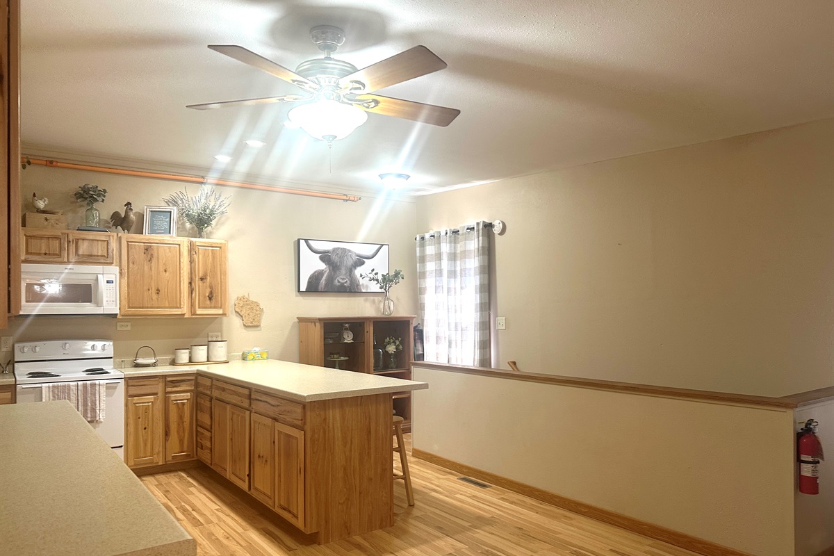 We offer spices, coffee, oil and other basic supplies to help you have a great kitchen experience. 