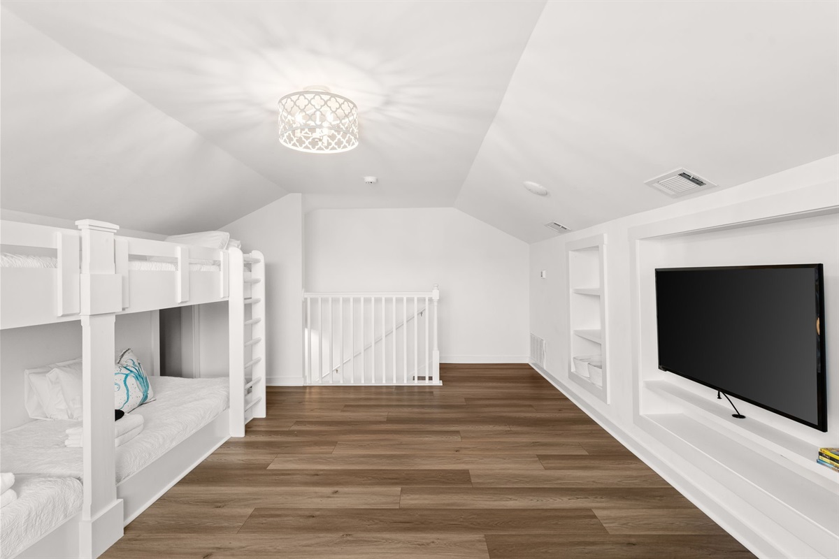 Side A 4th-floor bunk room is built with kids and teens in mind, let the sleepover begin!