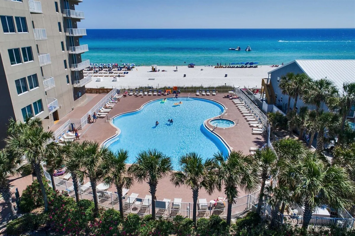 Gulf-front Resort Pool