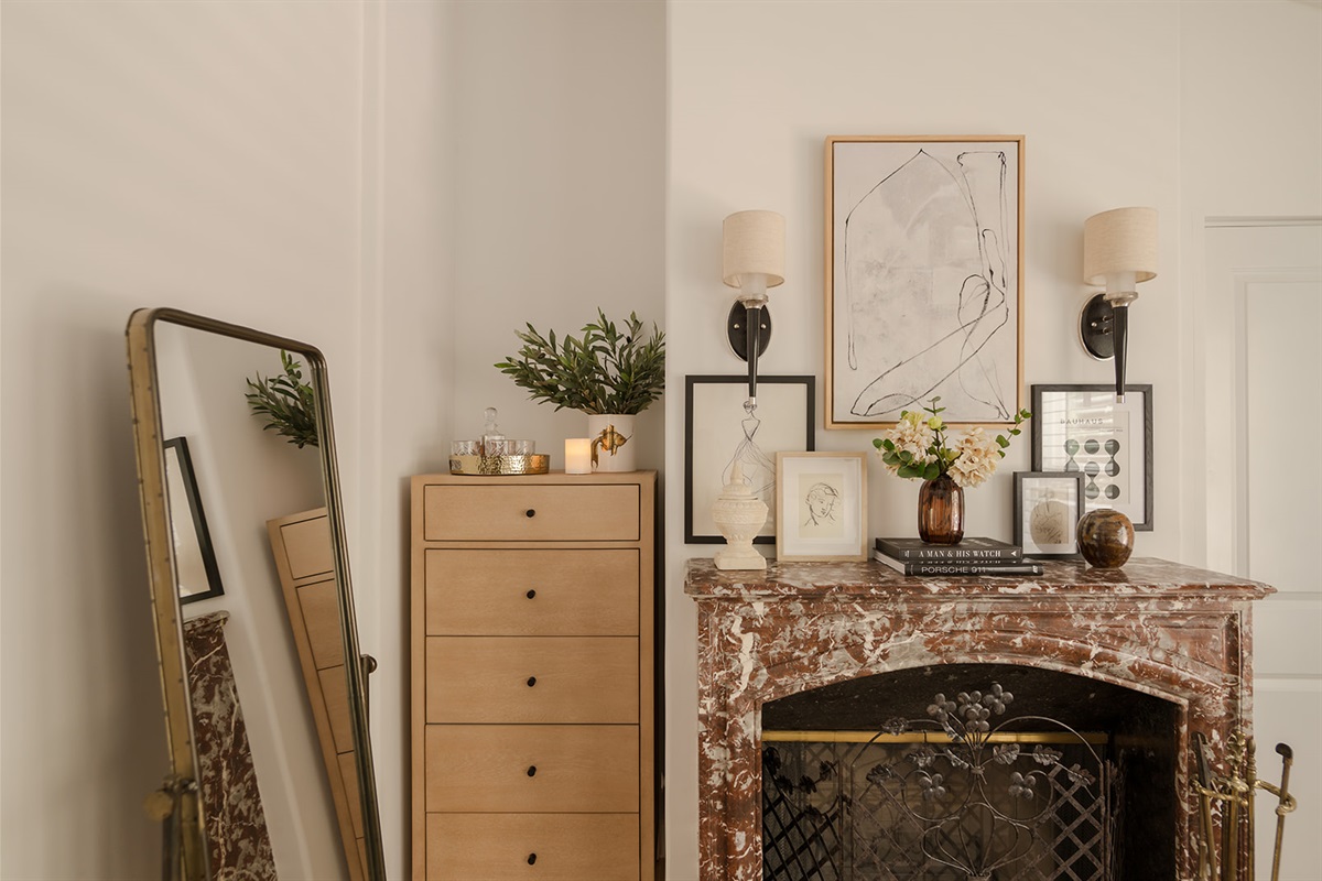 Groom's Room