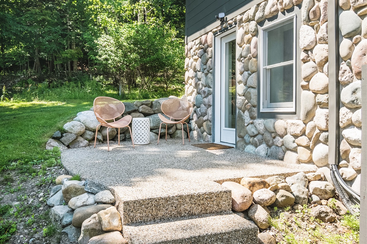 Side patio off the living room