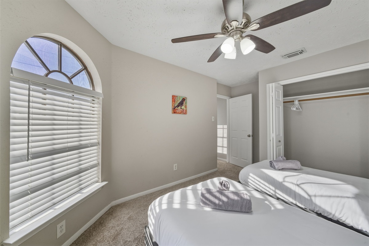 Comfortable twin room designed for flexibility.