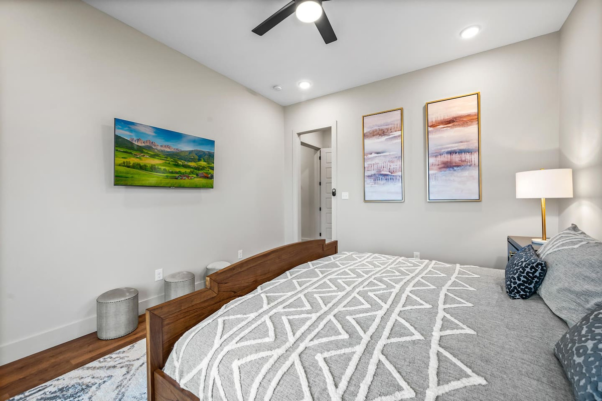 Upper Level - Bedroom 3-King Suite with Private Balcony 