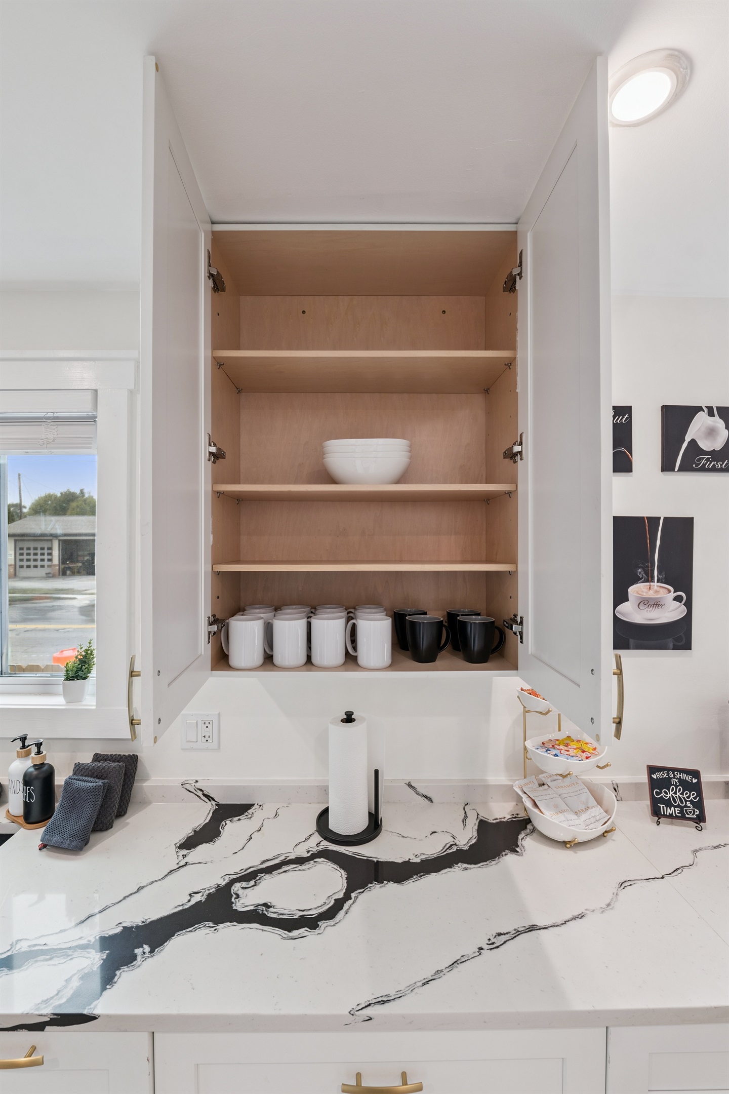 Modern Kitchen with brand new amenities