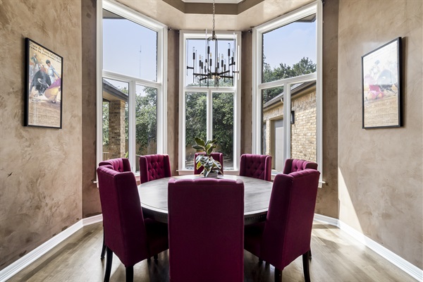 Enjoy an intimate dinner in our formal dinging room on the main floor.