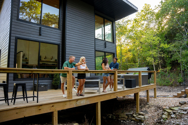 Morning coffee, evening drinks or nowhere to be—the deck is made for lingering together.