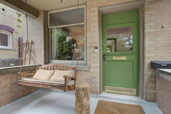 Front Porch w/ Swing