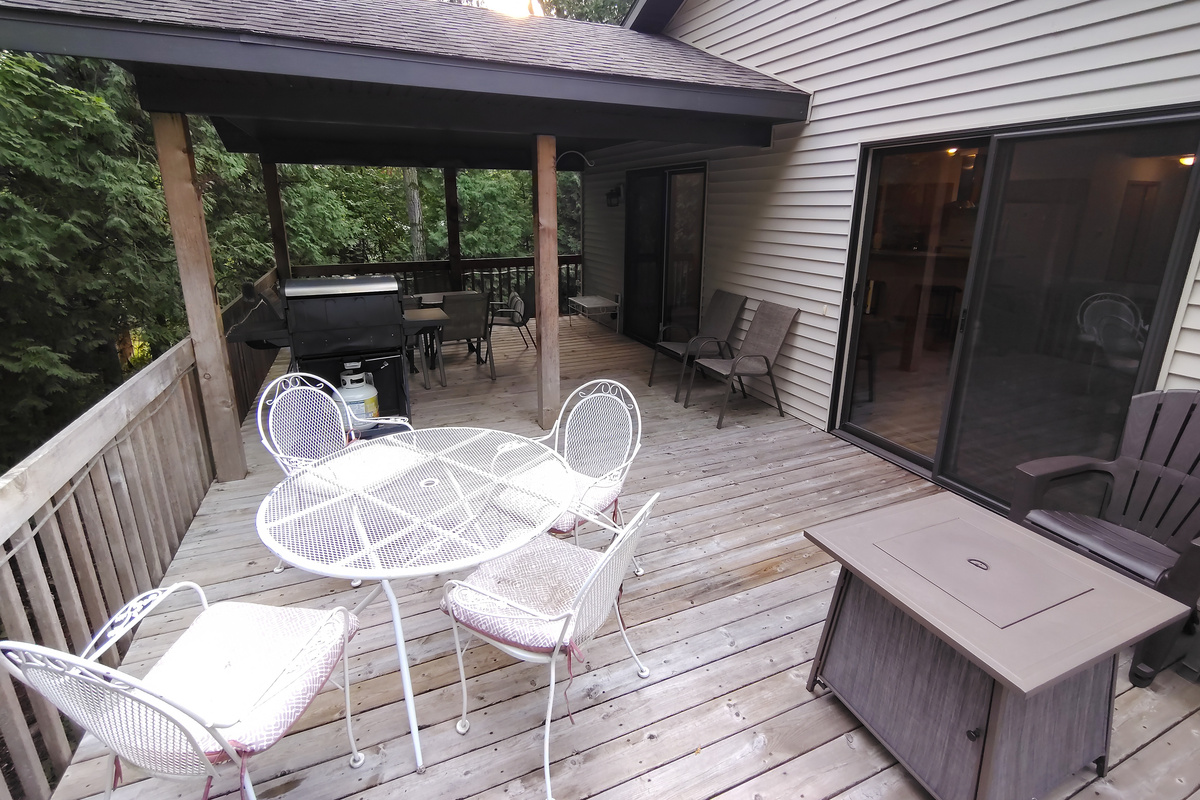 Deck