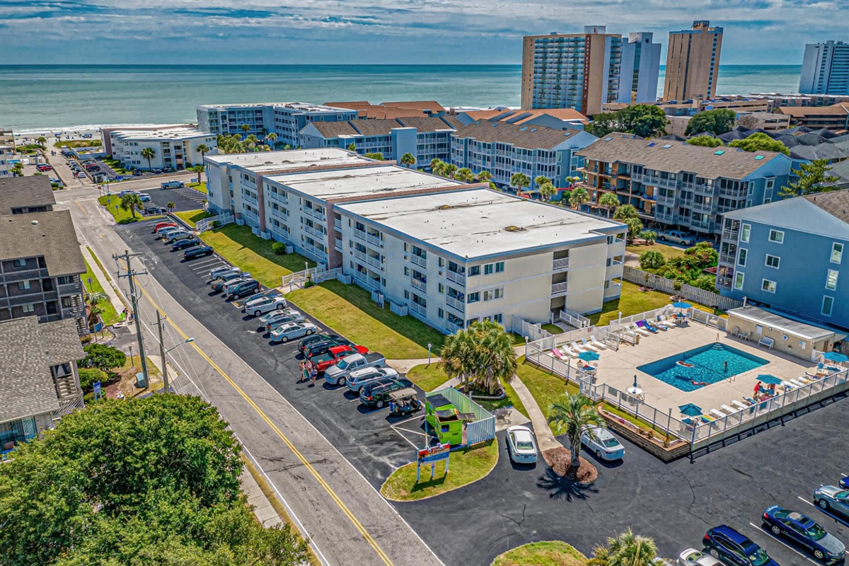 Centralized Location Between Pool and Beach