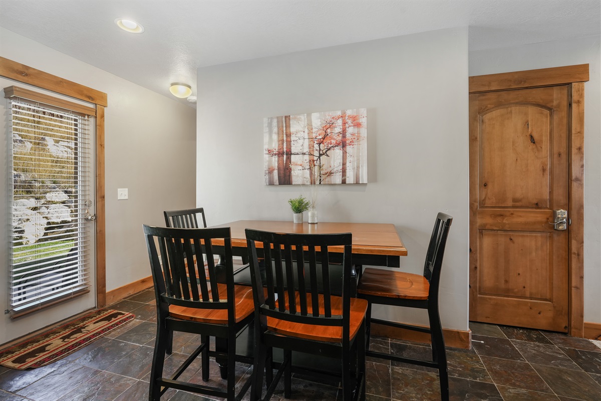 A warm, welcoming dining space for shared meals, morning coffee, or planning the day ahead.