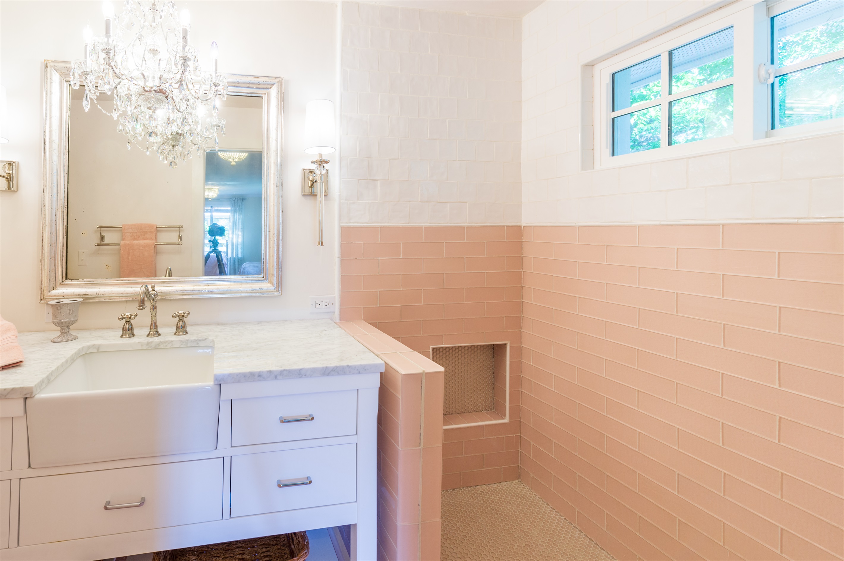 Main pink bathroom