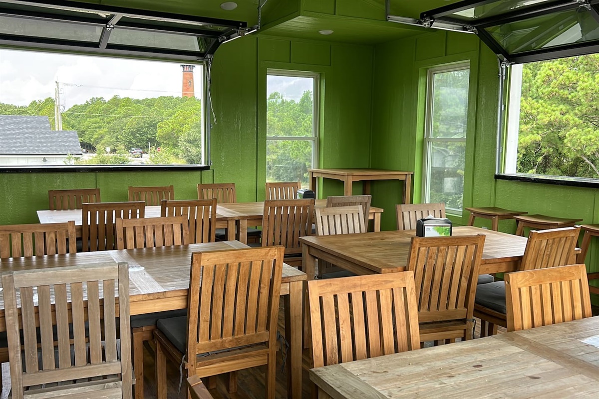 Casual dining space with relaxed atmosphere