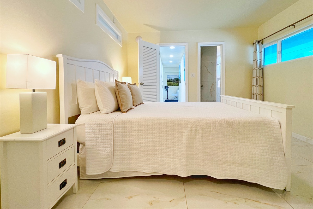 No noisy d&eacute;cor, no clutter&mdash;just cozy beds and clean, welcoming energy.