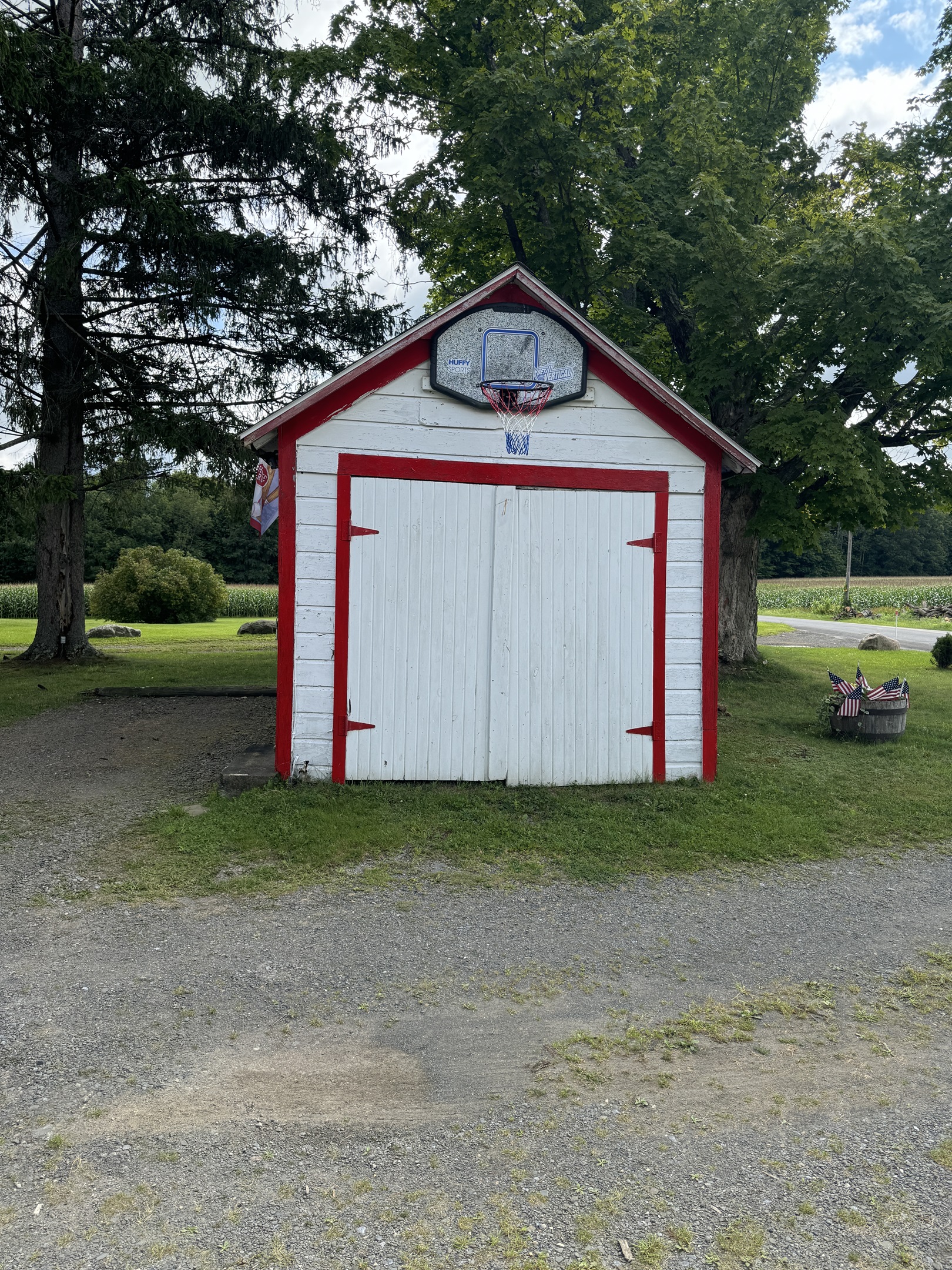 Parking spot and hoop for entertainment
