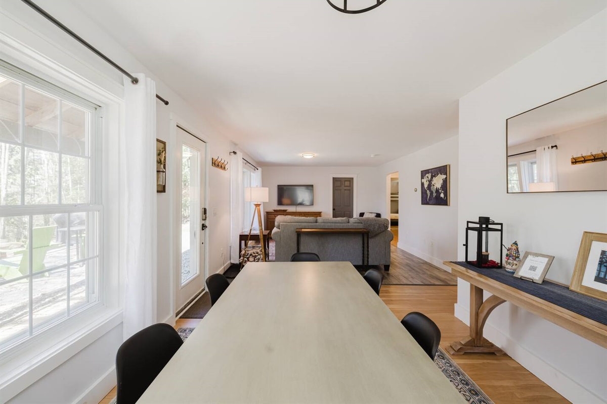 Beautiful open-concept living space 