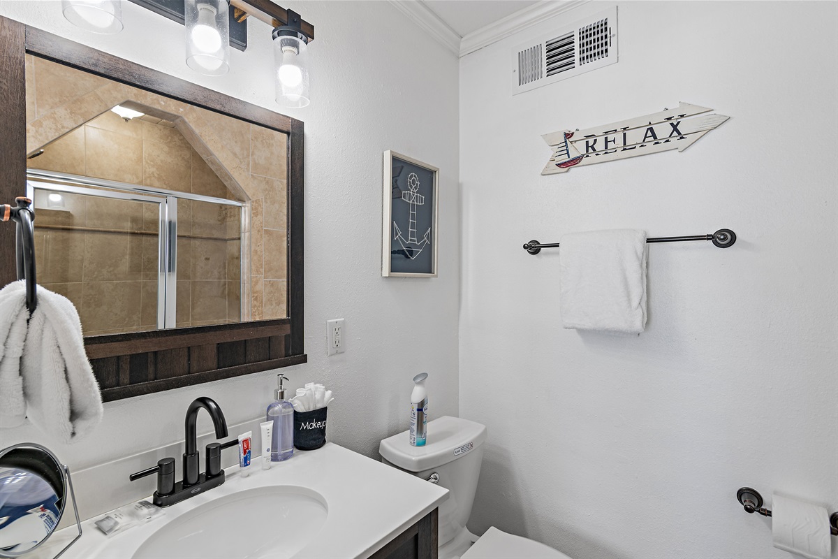 Updated Bathroom with walk in shower in the Master Bedroom - Costa Del Sol A10