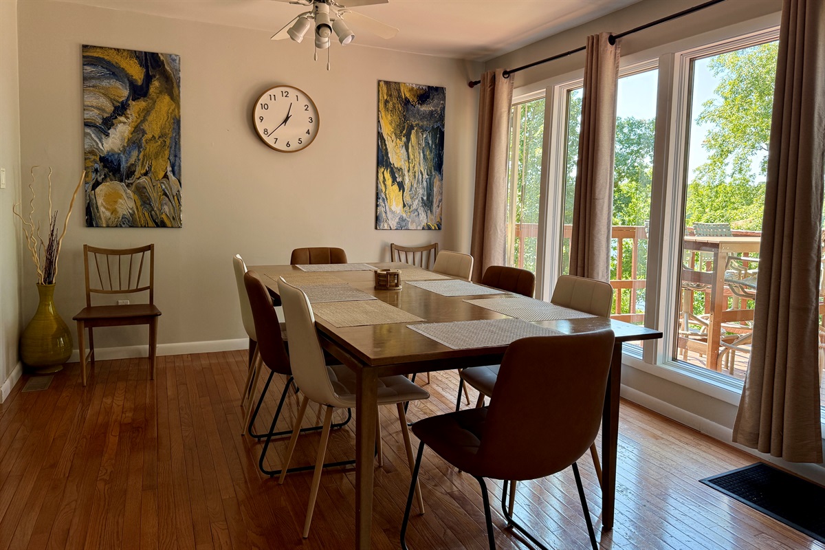 Dining + Breakfast bar seats 10