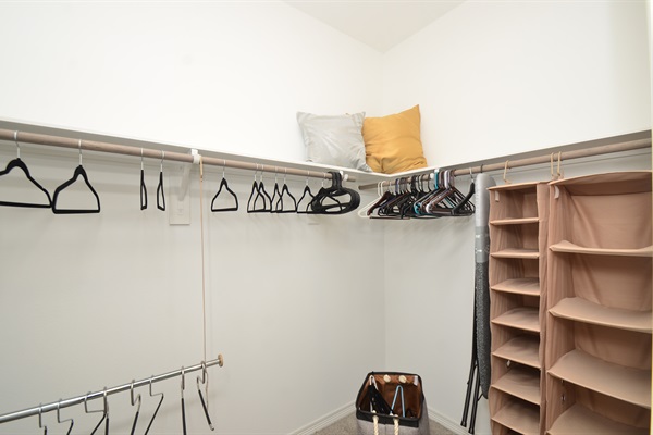 Walk-in Closet