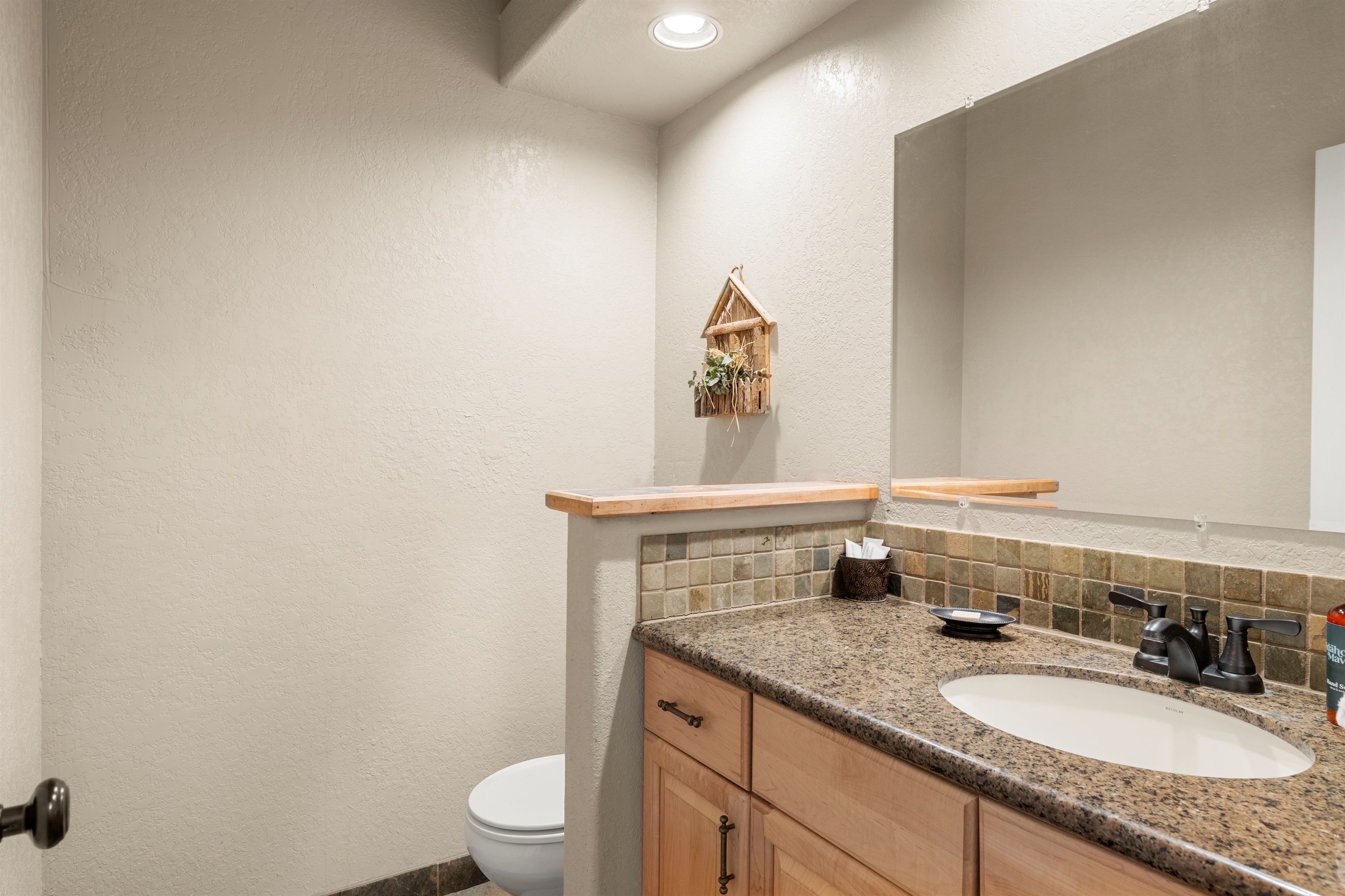 Powder Room