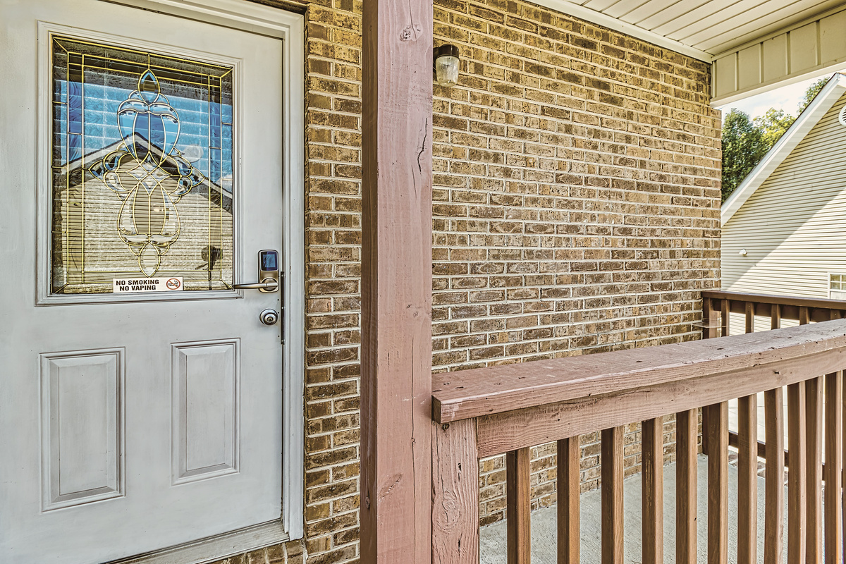 Keyless entry, no Check-in just head to the cabin and use your door code.