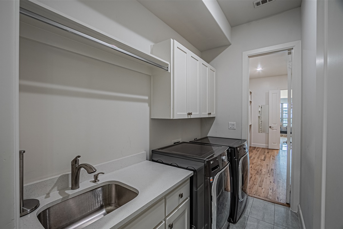 In-home washer and dryer for extended stays