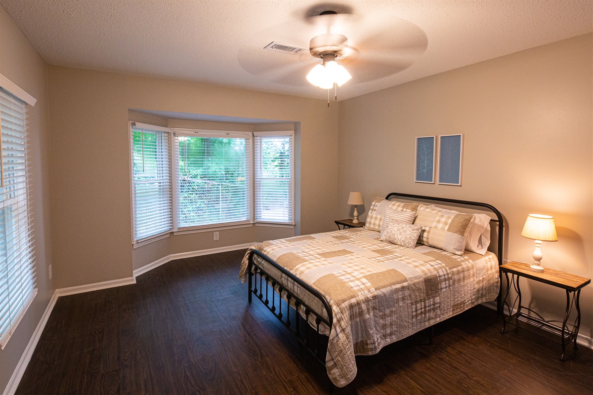 Bedroom 2 | Queen
