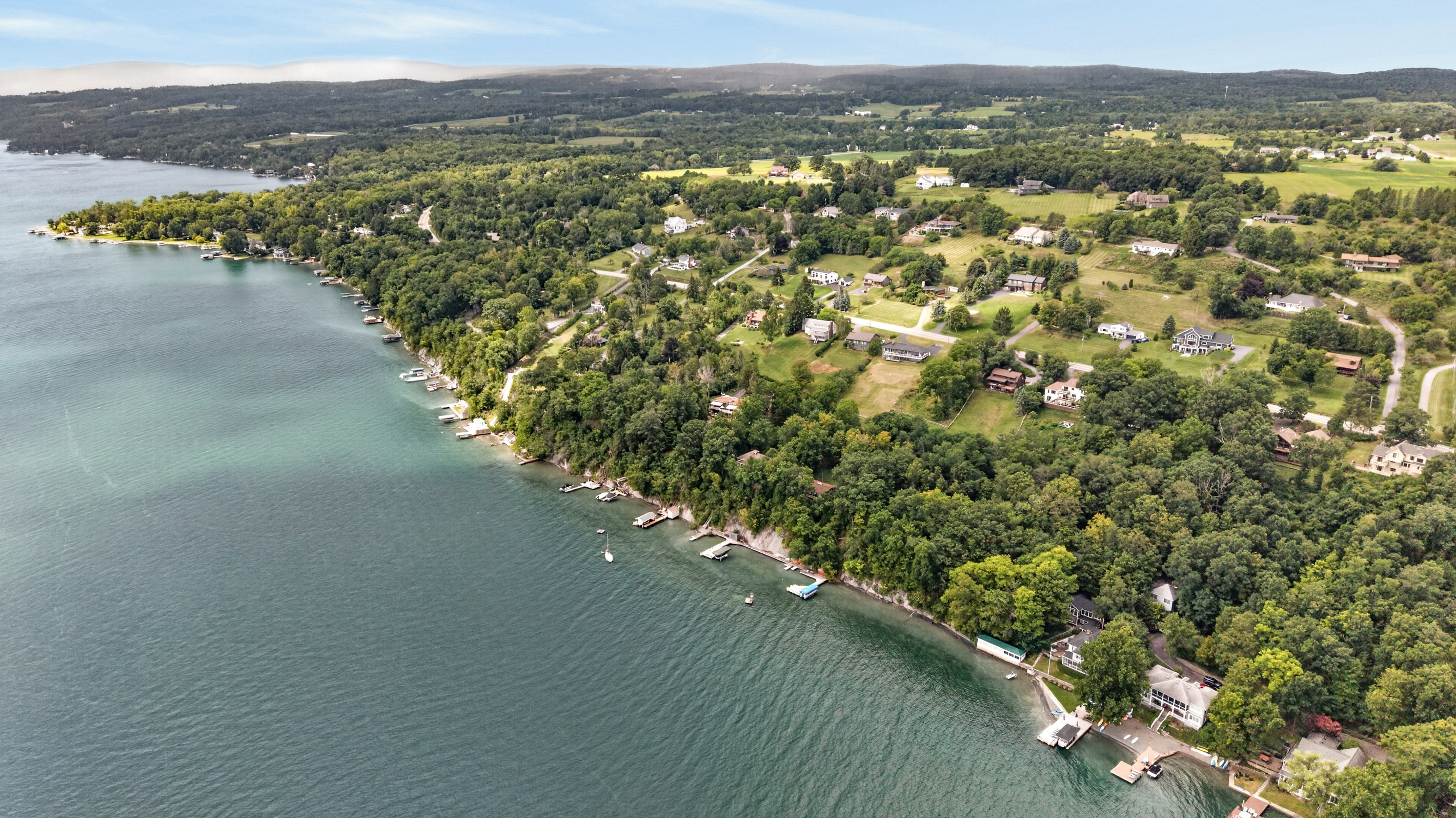 Wide view of the shoreline neighborhood