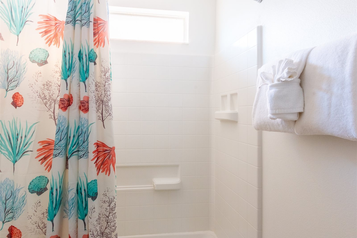 Queen Bath