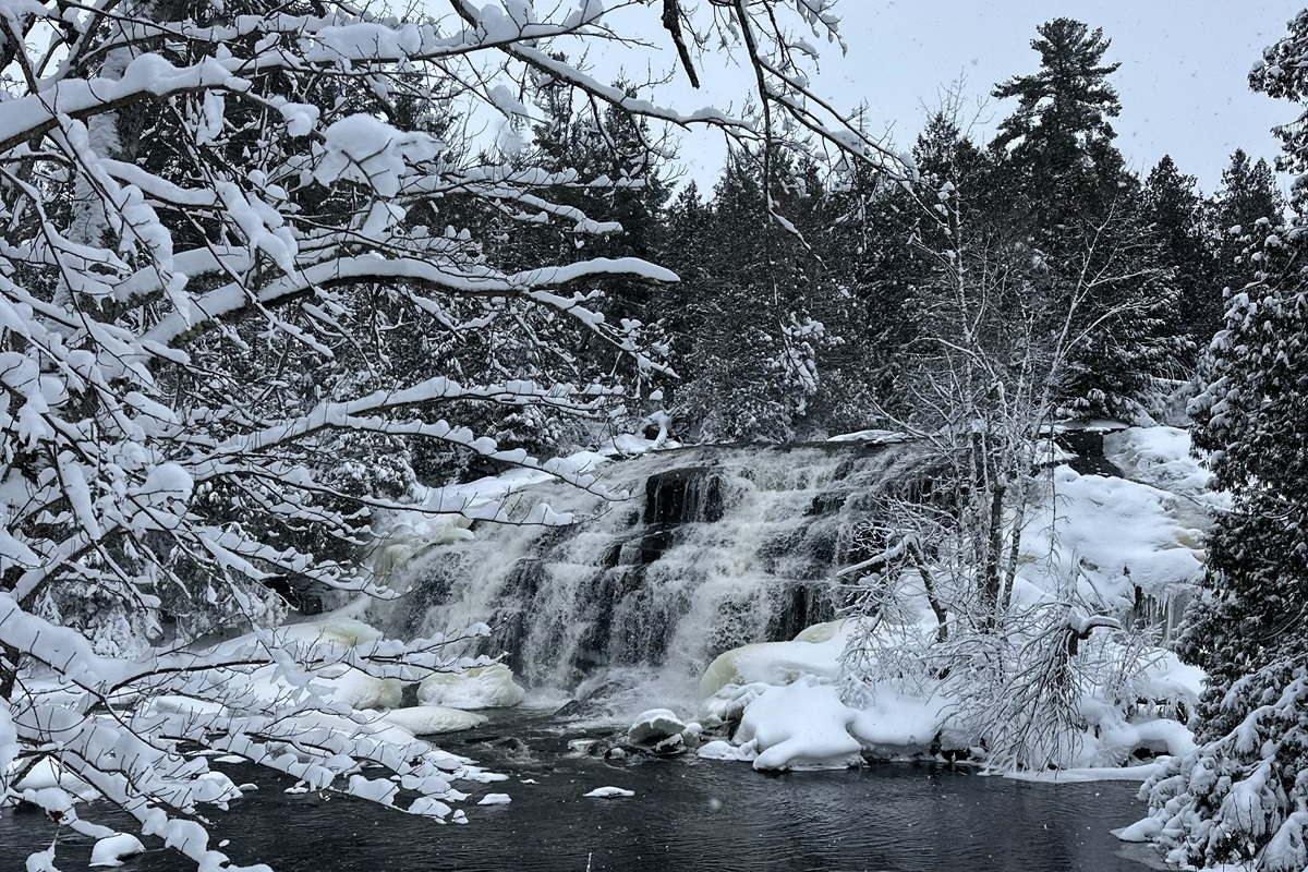 Bond Falls!