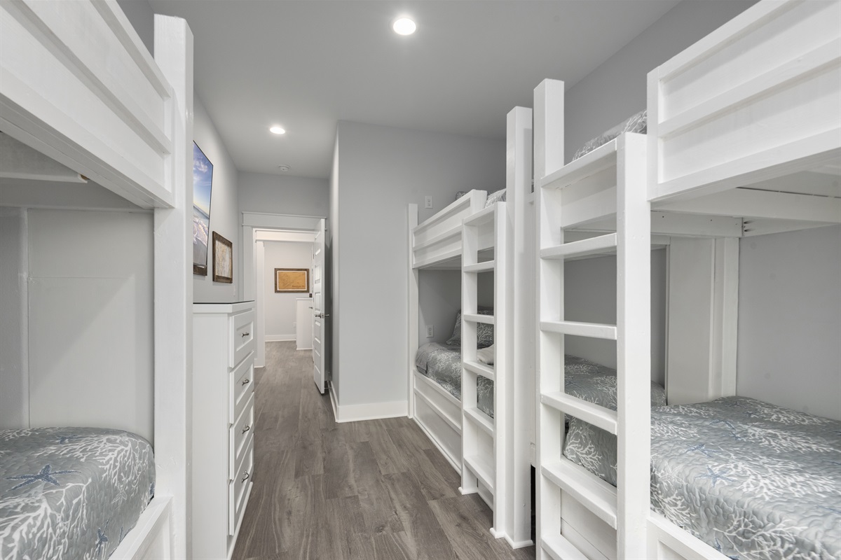 69eaf616dbcc491e874a7e6a2d7a3fab Large | Beachhouse | Texas | TX | Vacation Homes | Galveston | Crystal Beach | Kokomo | Breezy Days | Beachfront Elegance | Sunrise Serenity | Southern Sands Property Management, LLC