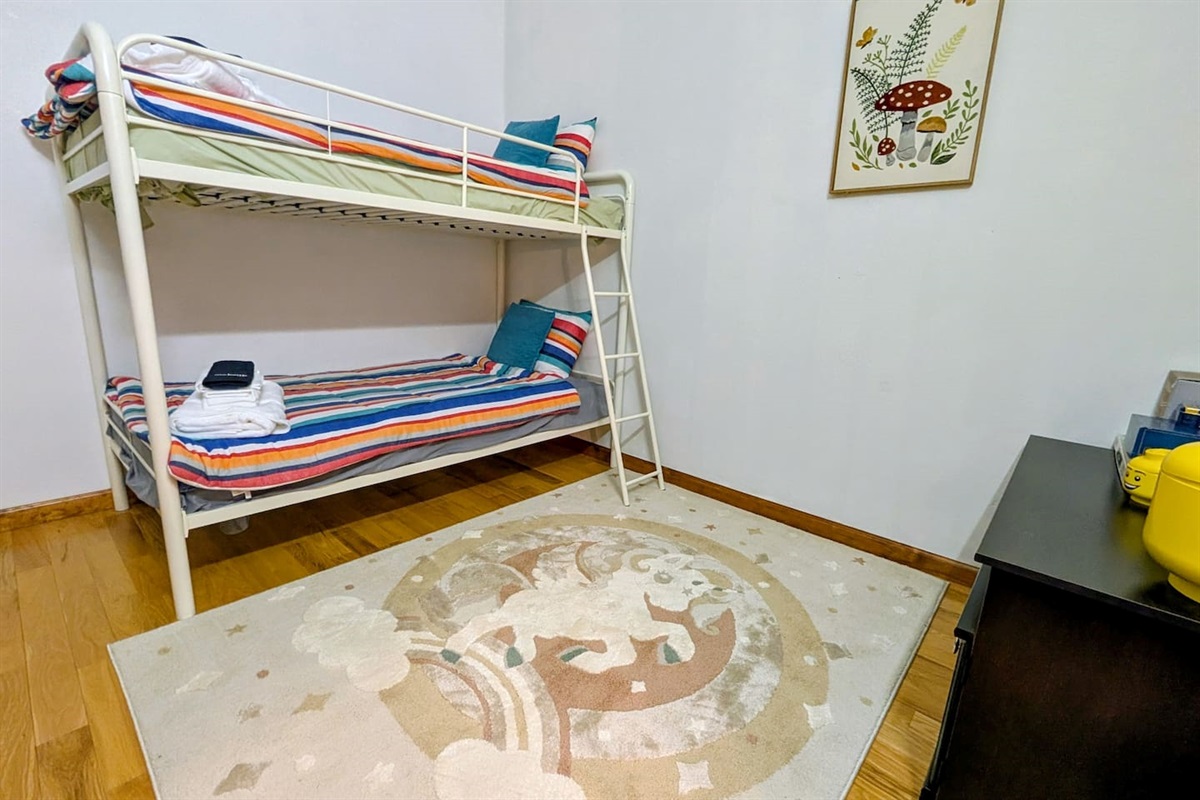 Bedroom 5 - Bunk Bed with 2 twin size beds