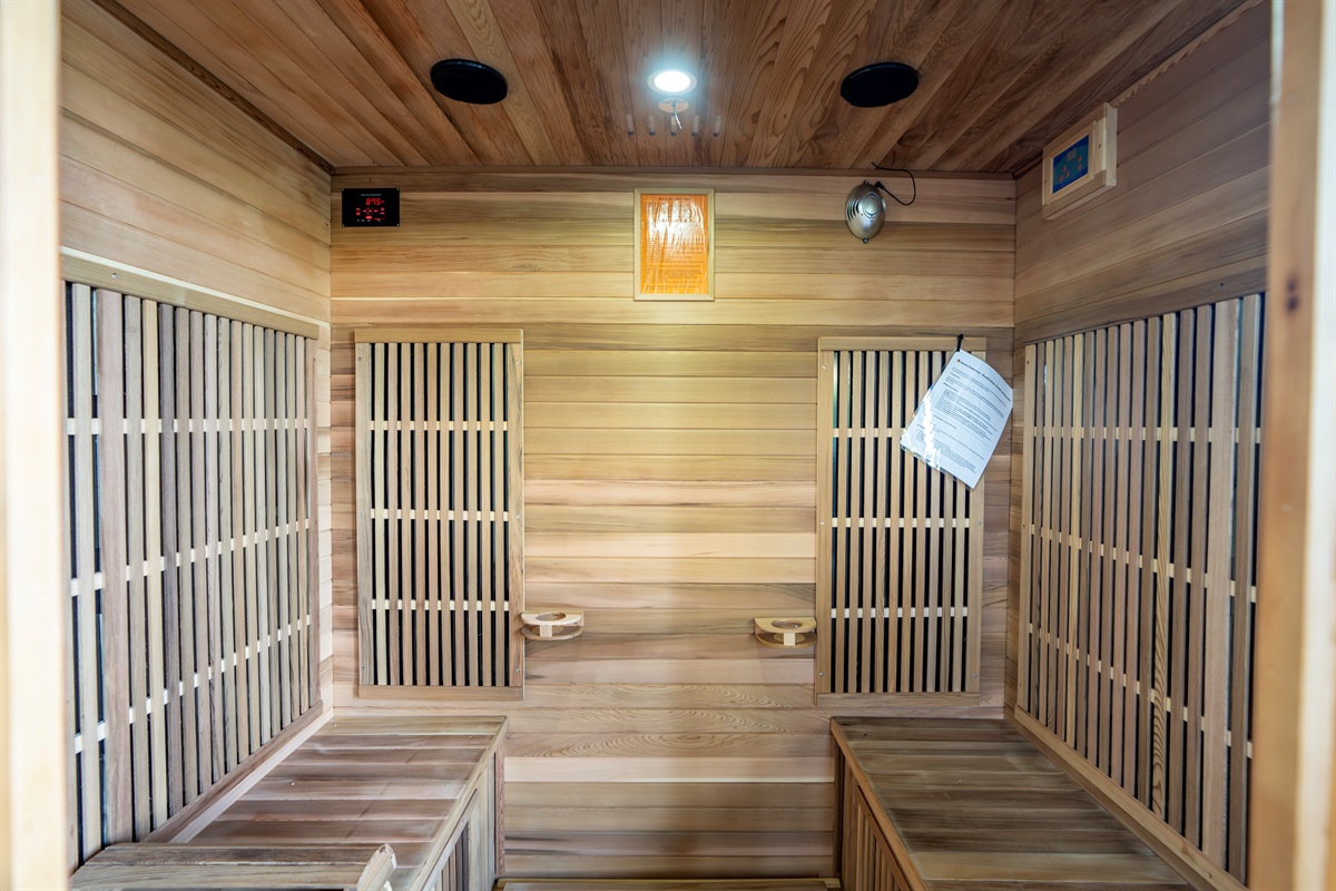 Relax in your private infrared sauna—ideal for post-hike recovery, stress relief, or warming up before a soak in the hot tub just steps away on the covered patio