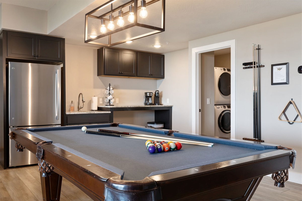 Enjoy a pool tournament with all your friends!
