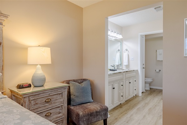 Access to the ensuite bathroom from the master bedroom