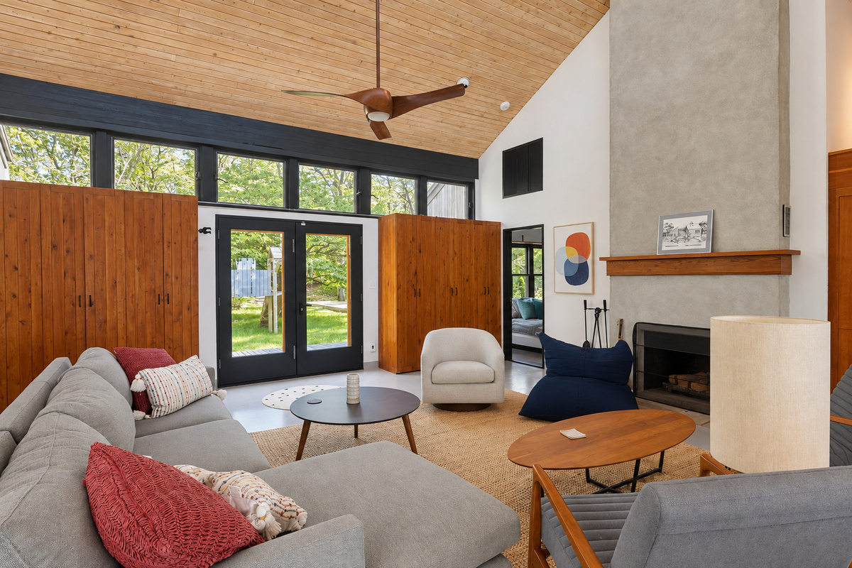 Living room with fireplace