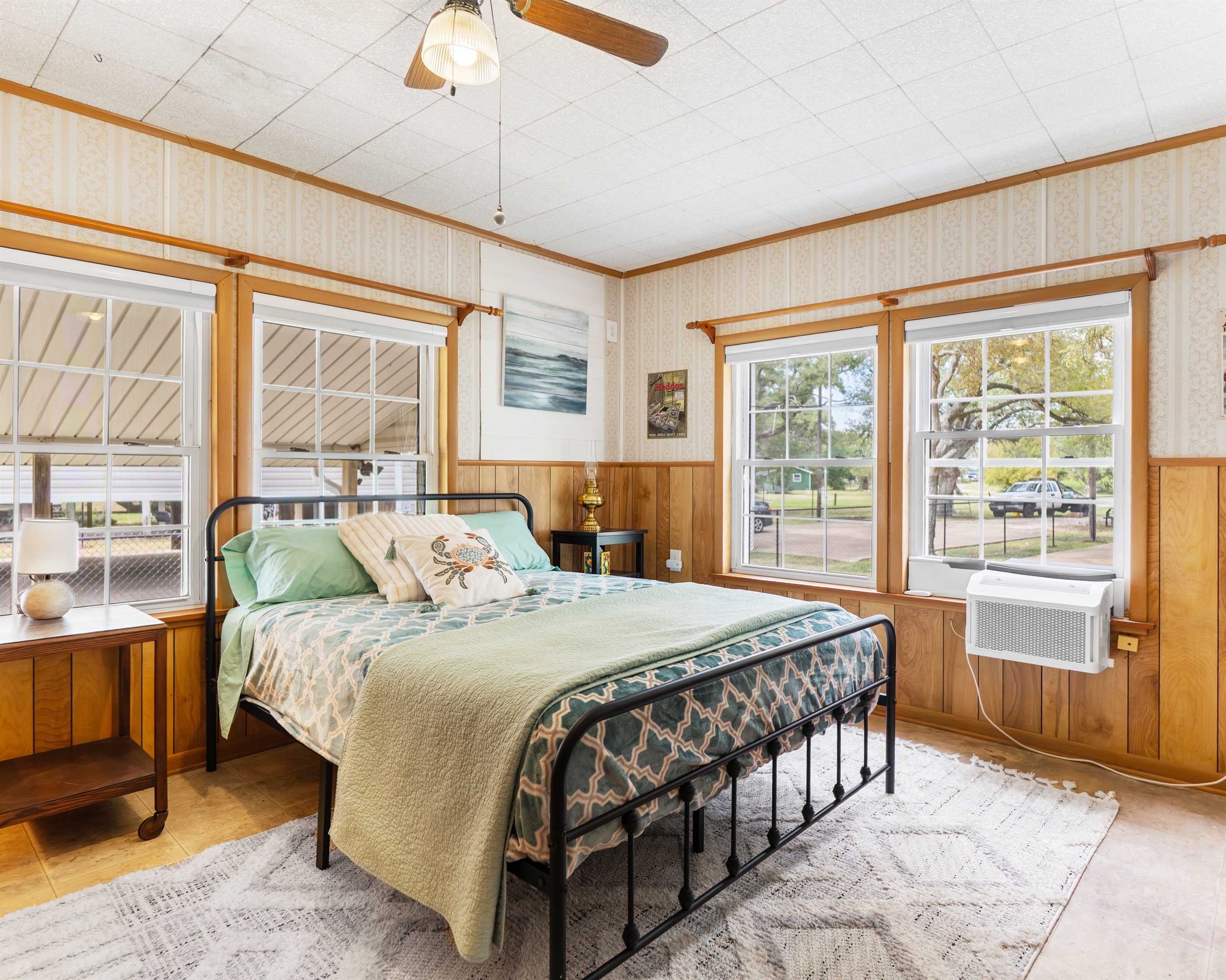 Queen Bedroom #1