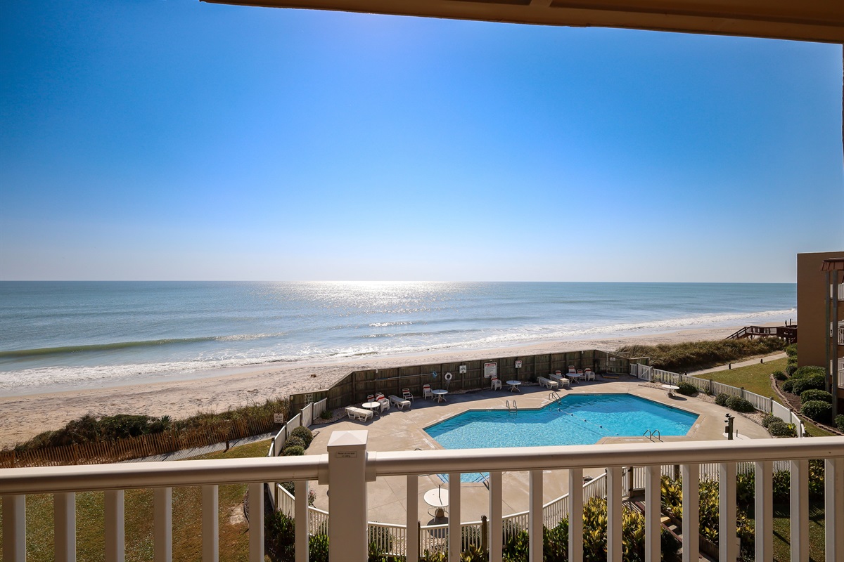 Breathtaking ocean and pool view from the balcony