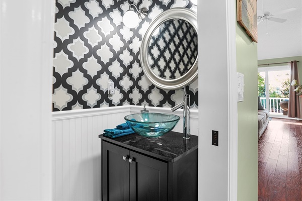 Pocket Half Bath