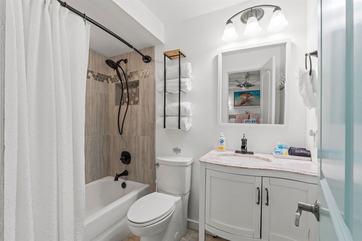 Bedroom 2 Ensuite Bathroom
