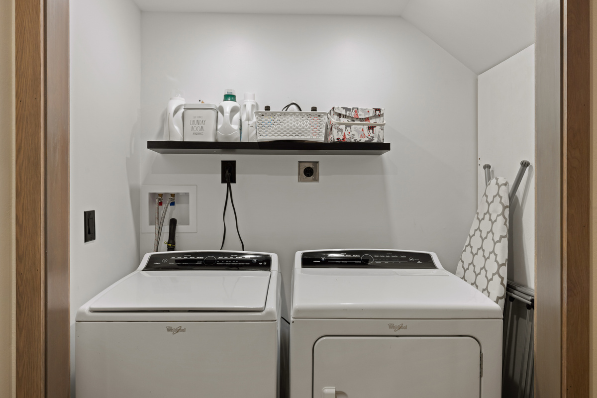 Laundry on Bunk Level