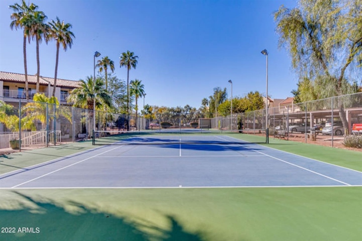 Quiet Desert Getaway with Lake View — Quiet Desert Getaway with Lake View, Phoenix, Arizona — photo 5
