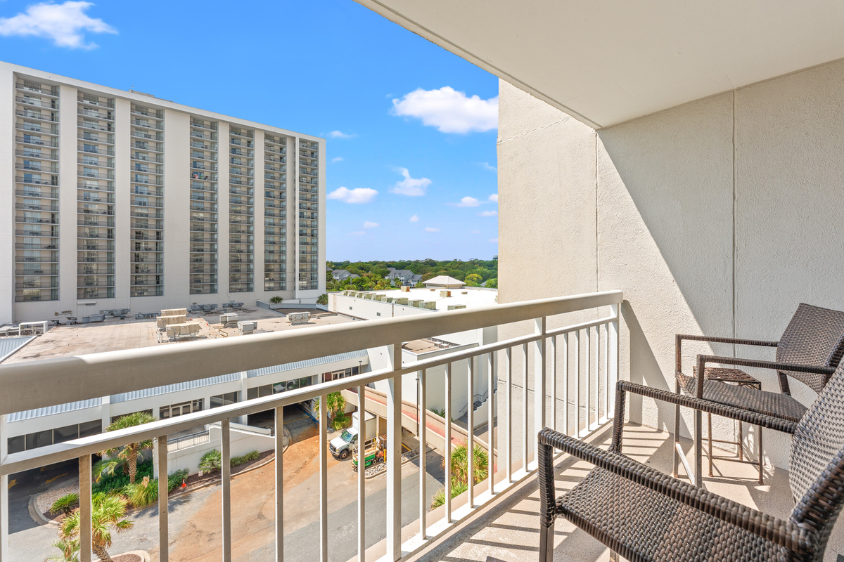 Balcony off 3rd bedroom studio