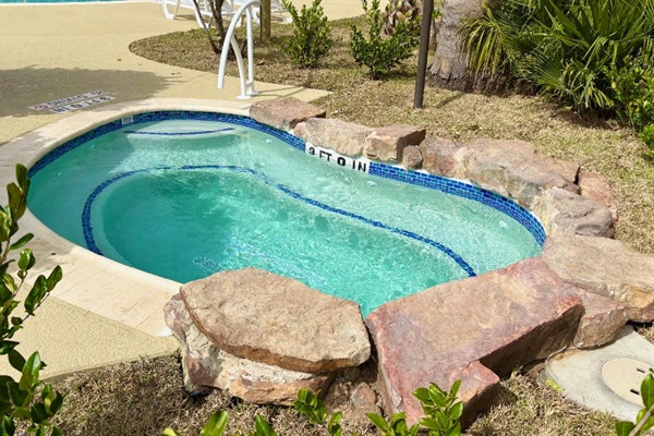 Main pool hot tub