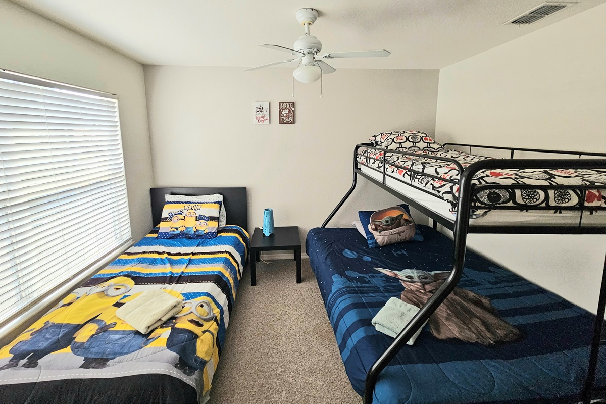 KIDS Bedroom, 1 SINGLE Bed, 1 BUNK BED (Single upper, Full Lower)