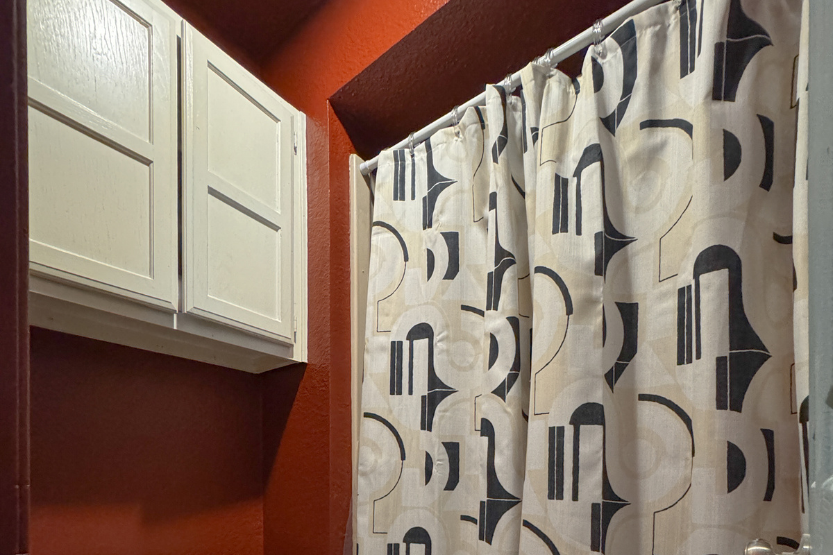 Ensuite