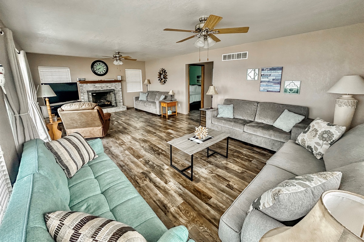 [Living Room] Stream your favorite TV shows or movie.